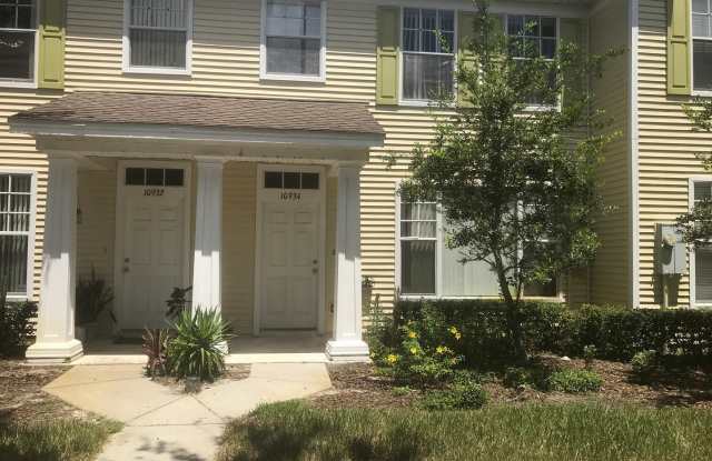 Beautiful 2/2.5 Townhome