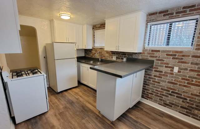 Photo of One Bedroom - Garfield District - $699 Move in Special!