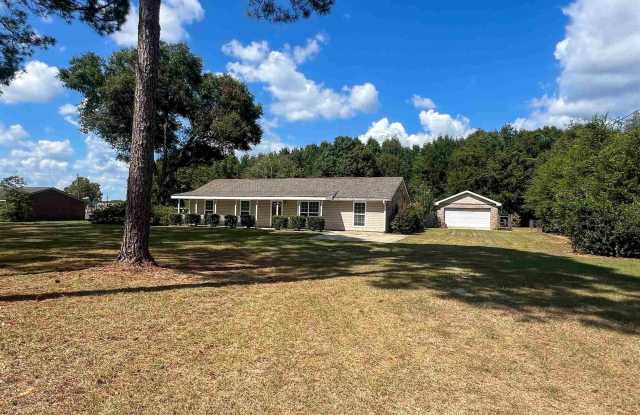 Photo of 420 E Ten Mile Rd