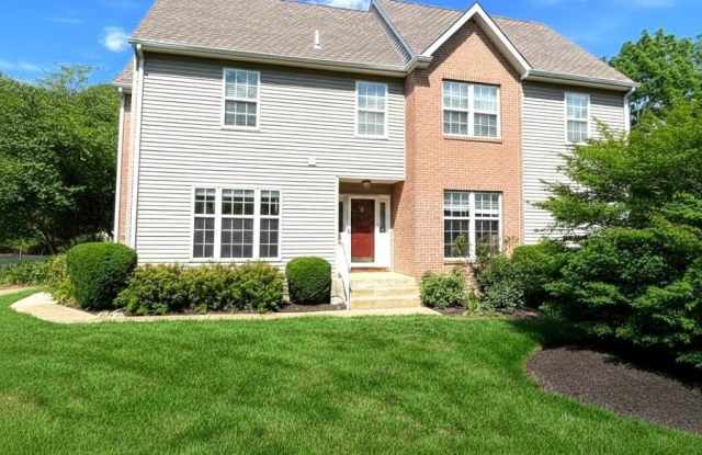 Photo of 138 BISHOPS GATE Lane