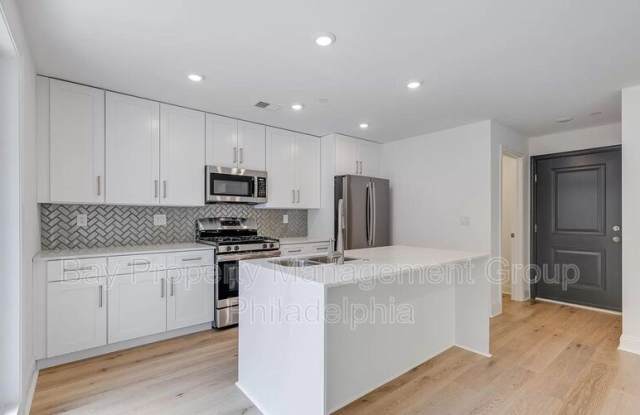 1318 N Franklin St