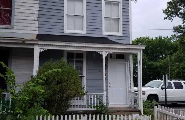 Photo of Beautifully Updated Church Hill Row House - 3BR/2BA - Great Location! MCV/VCU