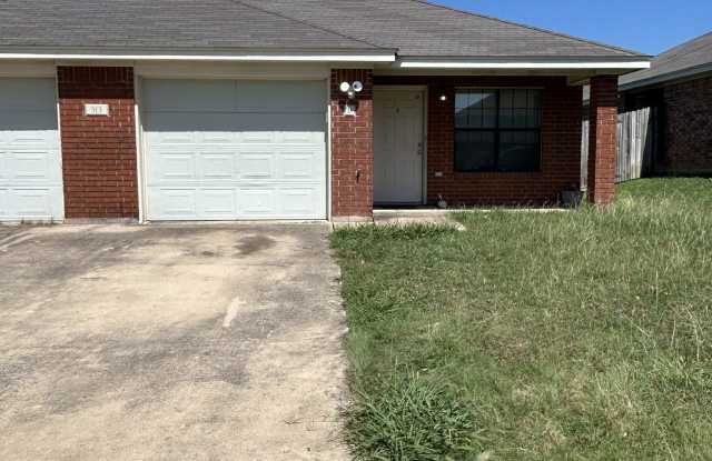 Photo of 313 Cedar Ridge Dr Unit B