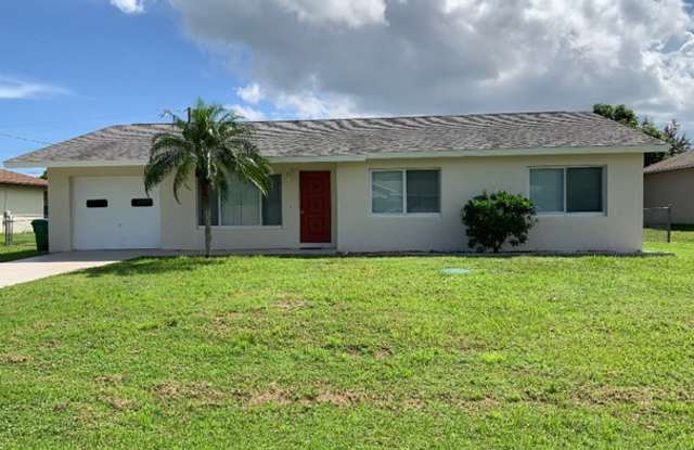 232 SE EYERLY AVE - 232 Southeast Eyerly Avenue, Port St. Lucie, FL 34983