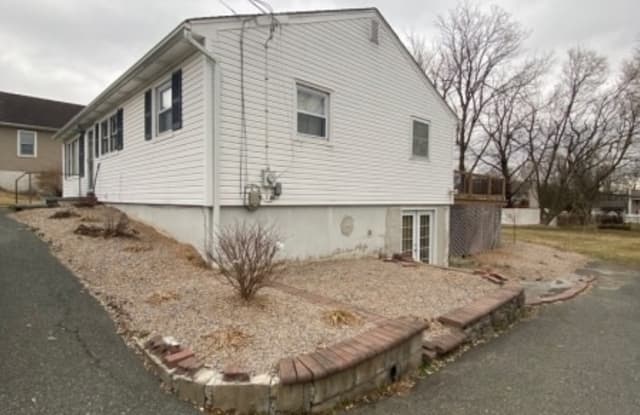 270 MUNSONHURST RD - 270 Munsonhurst Road, Franklin, NJ 07416