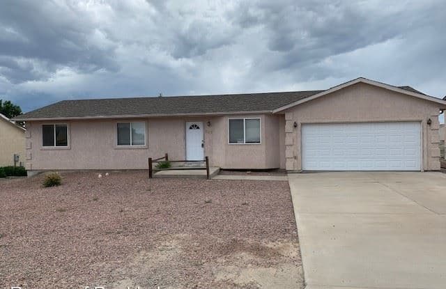 827 SWEETWATER DR. - 827 Sweetwater - 827 South Sweetwater Drive, Pueblo West, CO 81007