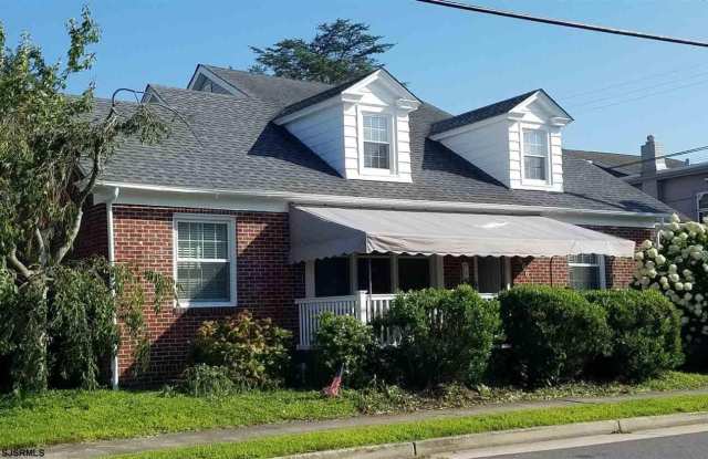 Photo of 8606 Monmouth Ave