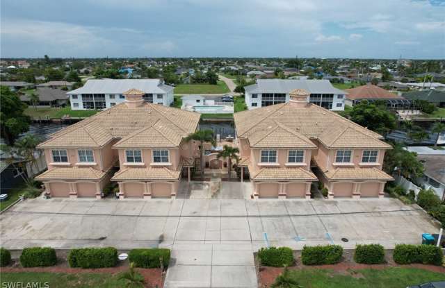 1319 SE 40th Terrace