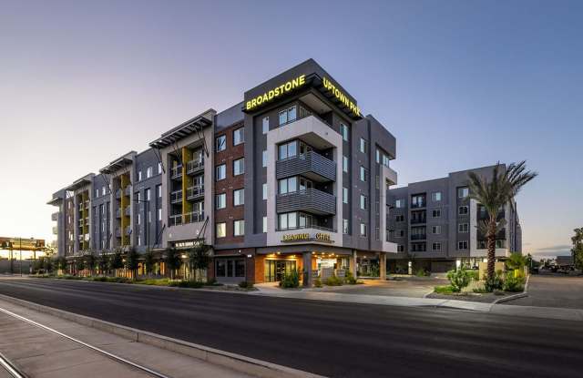 Broadstone Uptown PHX