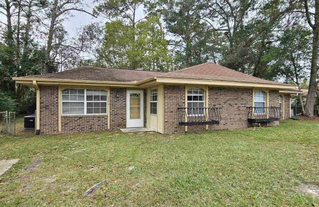 1322 Kings Drive