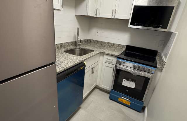 Photo of 1102 Boylston St