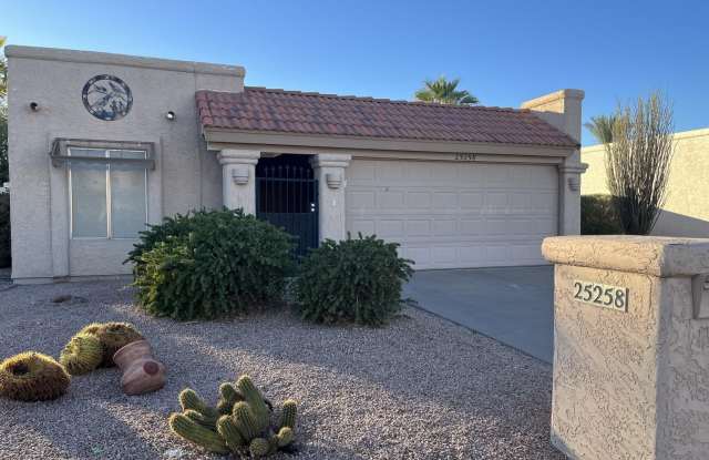 25258 S PINEWOOD Drive