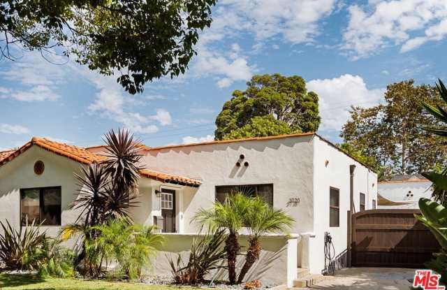 Photo of 3720 Military Ave