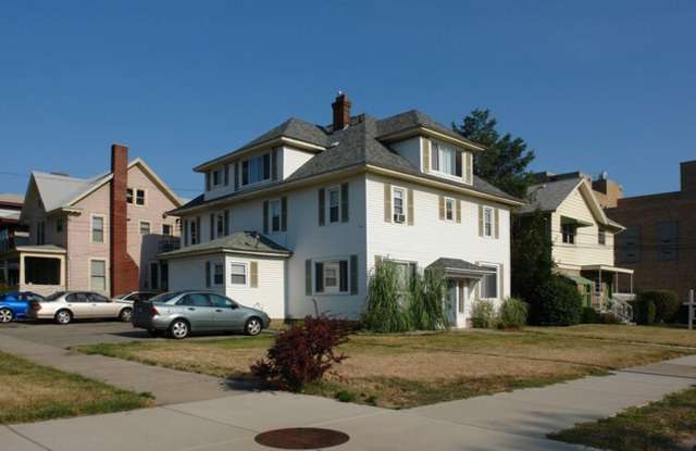 Townsend Apartment ( Reo Vincent Townsend Apartment LLC)