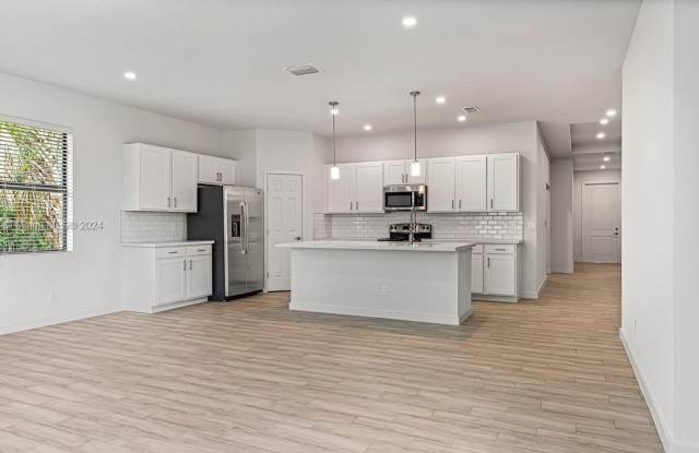 7403 Citrus Park Blvd