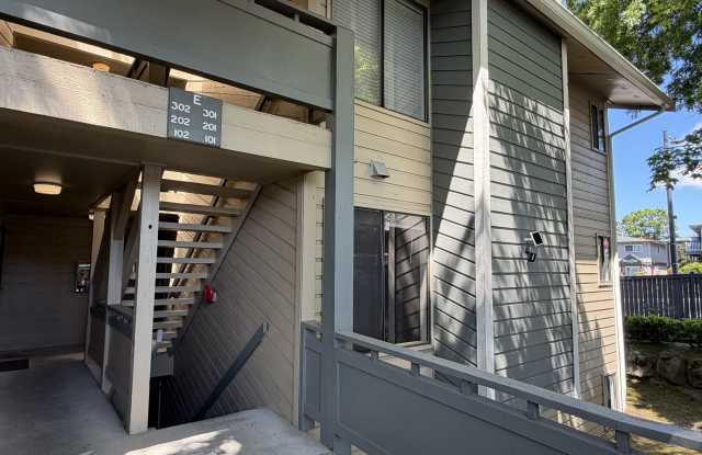4800 200th Street Southwest #E201 - 1