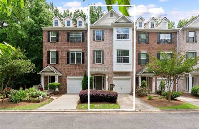 Photo of 651 Coligny Court