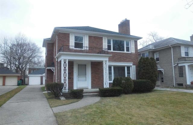 746 Harcourt - 746 Harcourt Rd, Grosse Pointe Park, MI 48230