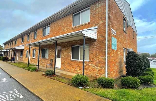 1126 Sparrow Road