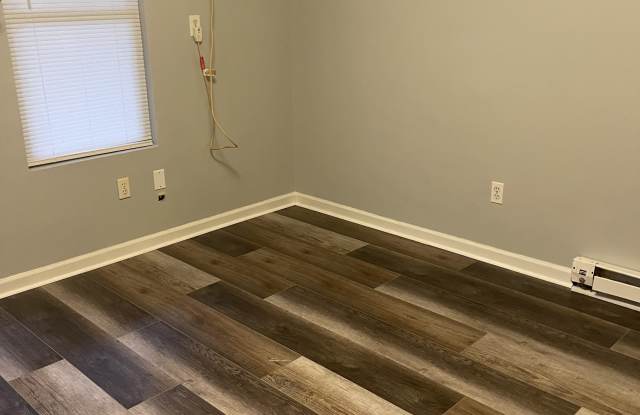 307 North Maple Street - 4