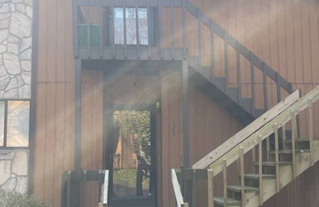 Condo in the heart of Winston-Salem!