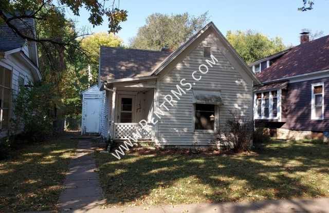 1621 Sw Fillmore St
