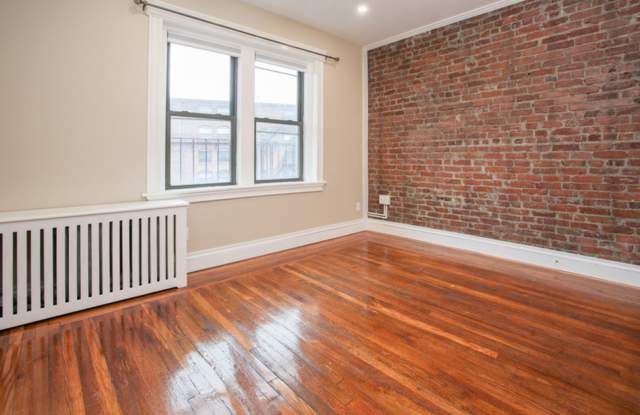 Amazing 2bed in Fenway for $4400 - available September 2026