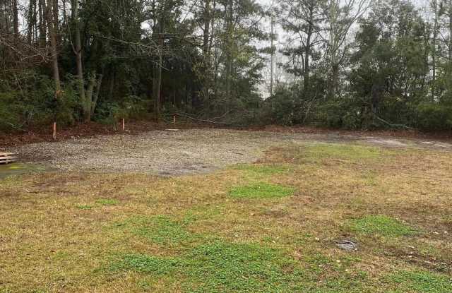 889 Inlet Square Dr.