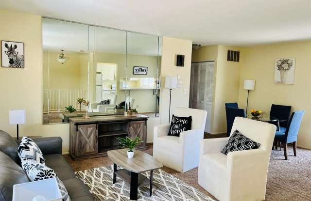 6115 Kit Carson Dr