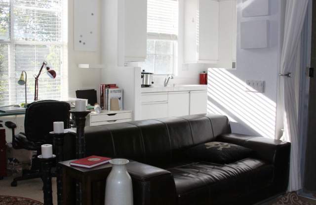 3539 Caminito El Rincon