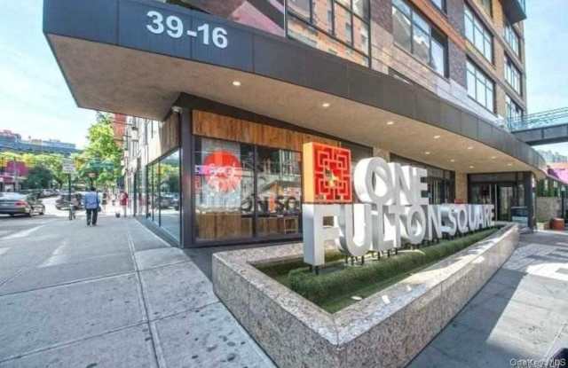 39-16 Prince Street unit: 8C