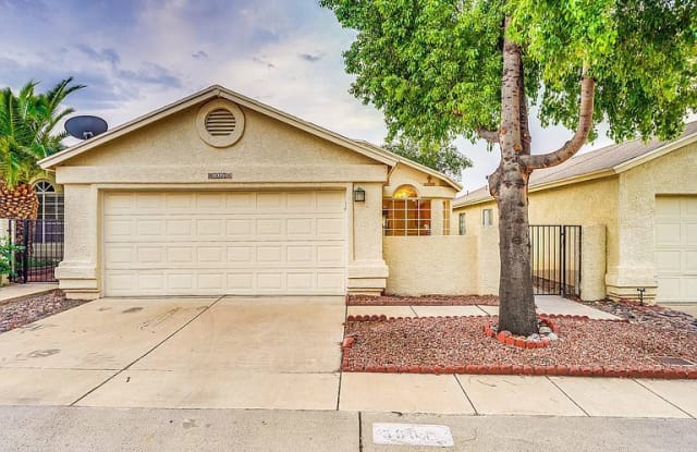 3301 W Wheatfield Pl - 3301 West Wheatfield Place, Casas Adobes, AZ 85741