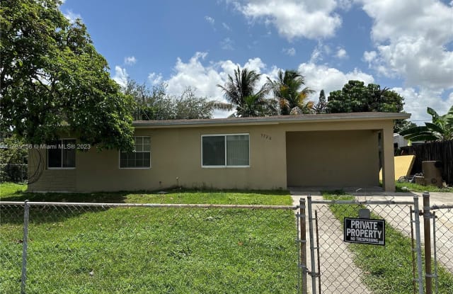 5720 SW 36th Ct - 5720 Southwest 36th Court, Davie, FL 33314