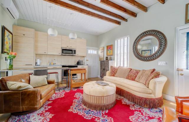 Photo of 416 South Front Street