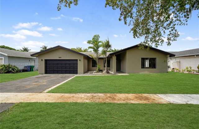 7201 NW 46th Ct