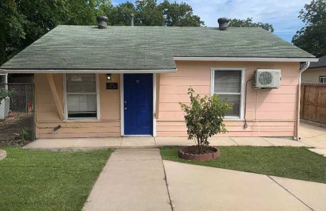 Photo of 1027 king unit: B