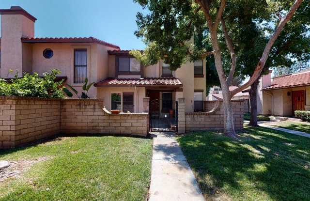 Corner-Unit, 2/2.5 Condominium for Lease in Rancho Cucamonga Available!