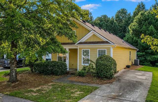 744 W Vincent Drive