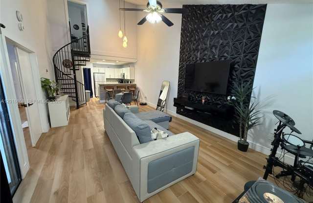 1812 Adventure Pl