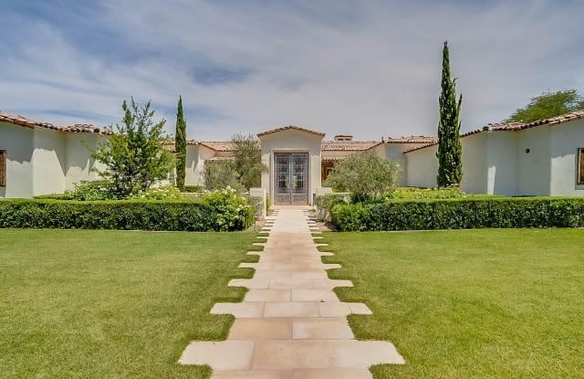 8531 N 49TH Street