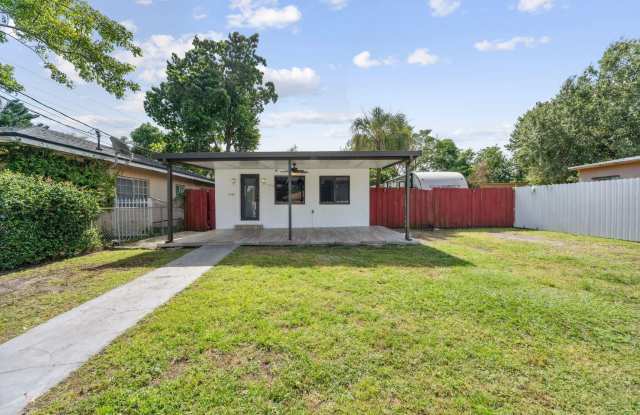 Photo of 1204 NW 70th Street