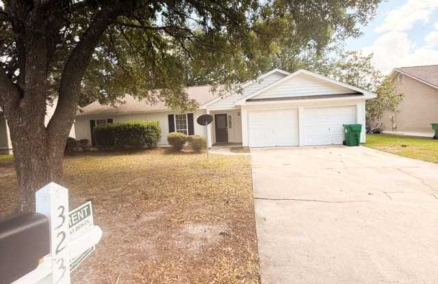 323 Jennifer Circle, Valdosta, 3BR/2BA