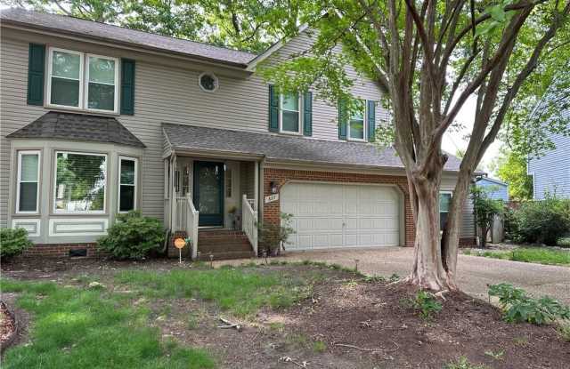 827 Lancaster Lane