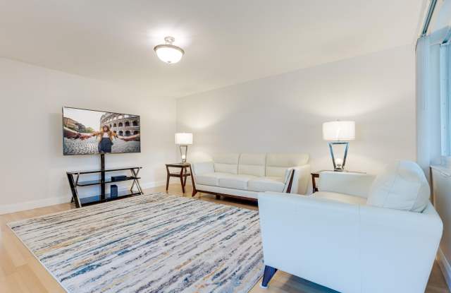 Photo of 509 Capri K