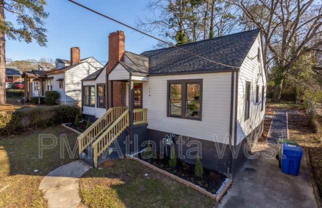 170 Wellington St SW