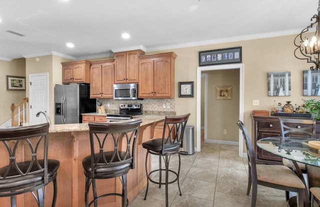 Beautiful 4 bedroom home with 5th Bonus Room