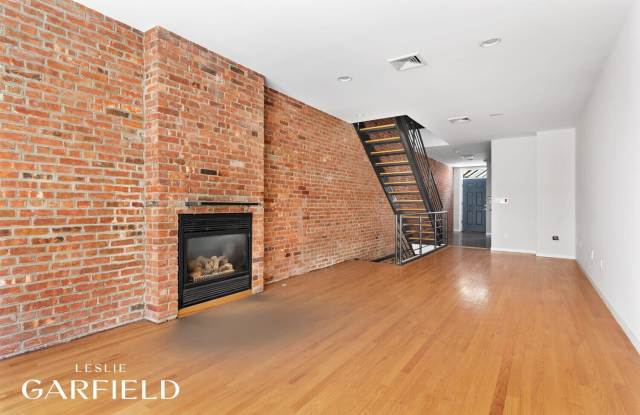 22 West 16th Street