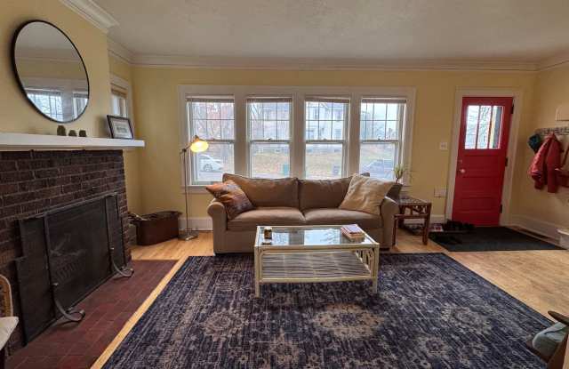 505 N 16th Ave E - Available 01/01/2026!