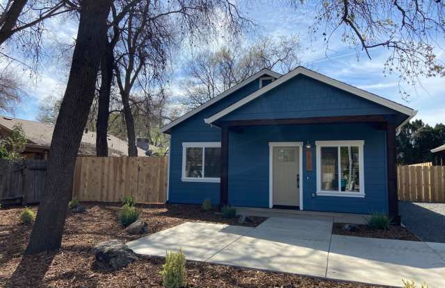 Brand new 2 bedroom house with fenced yard and solar! - 2939 Burnap Avenue, Butte County, CA 95973