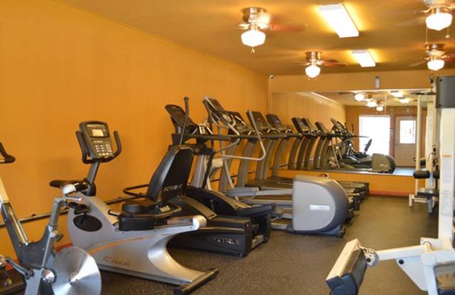 Century Plaza Apartment Homes